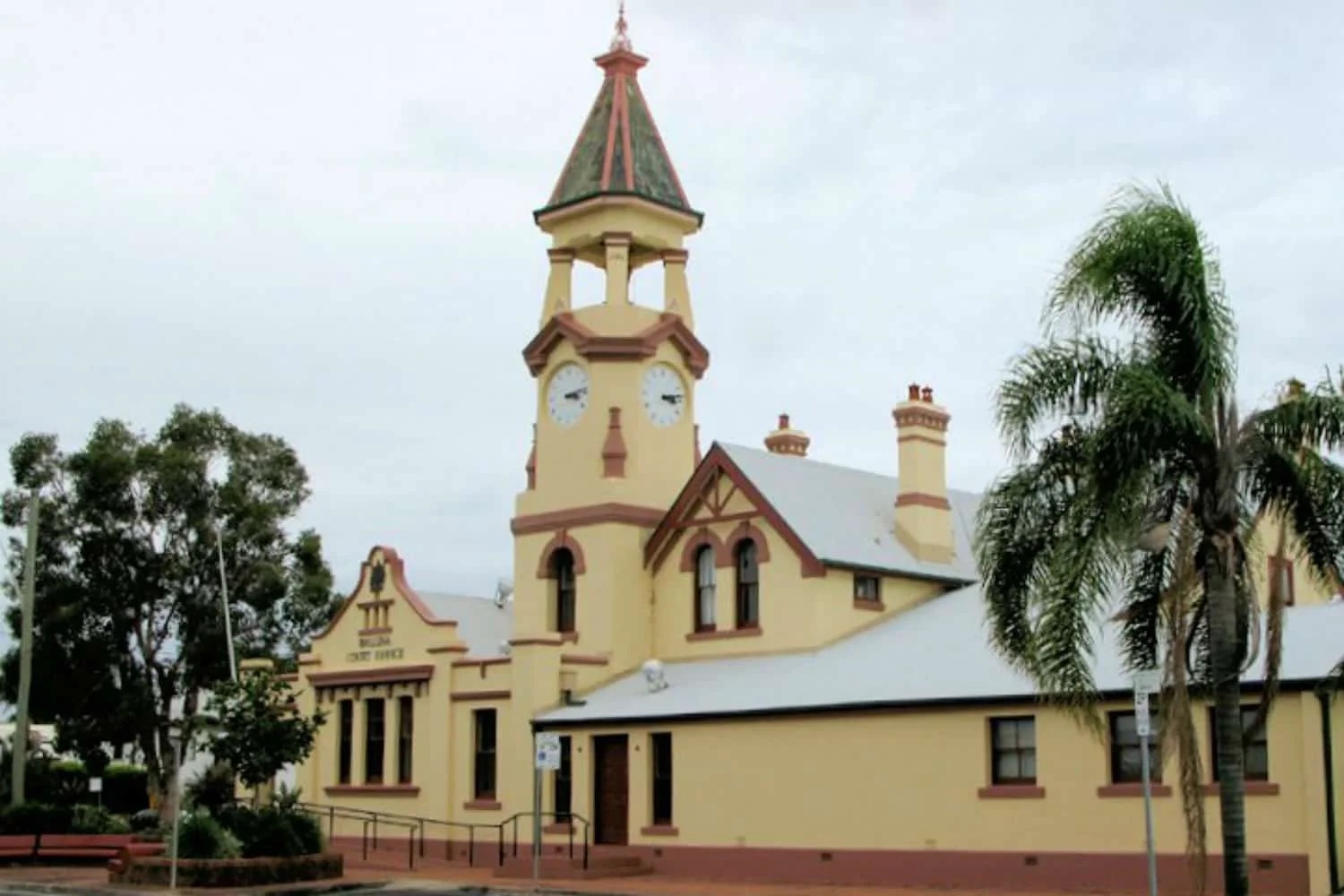 assets/img/destinations/Ballina.jpg Professional Ballina Airport Taxi