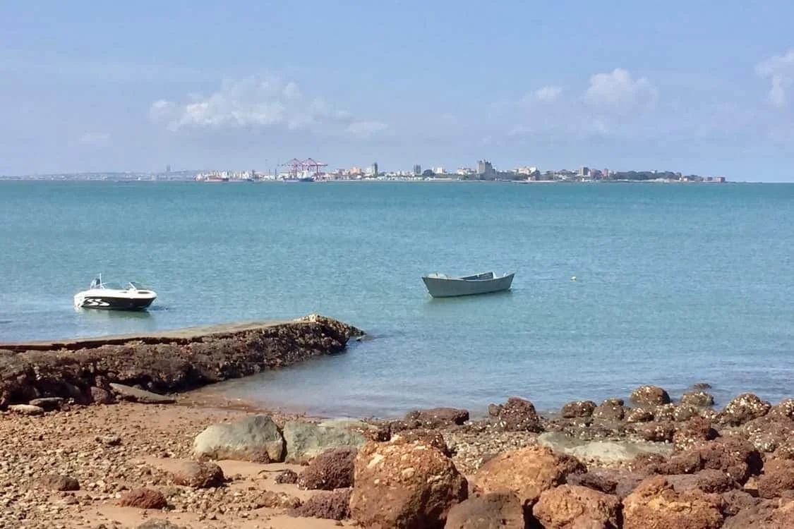 assets/img/destinations/Conakry.jpg Professional Conakry Airport Taxi