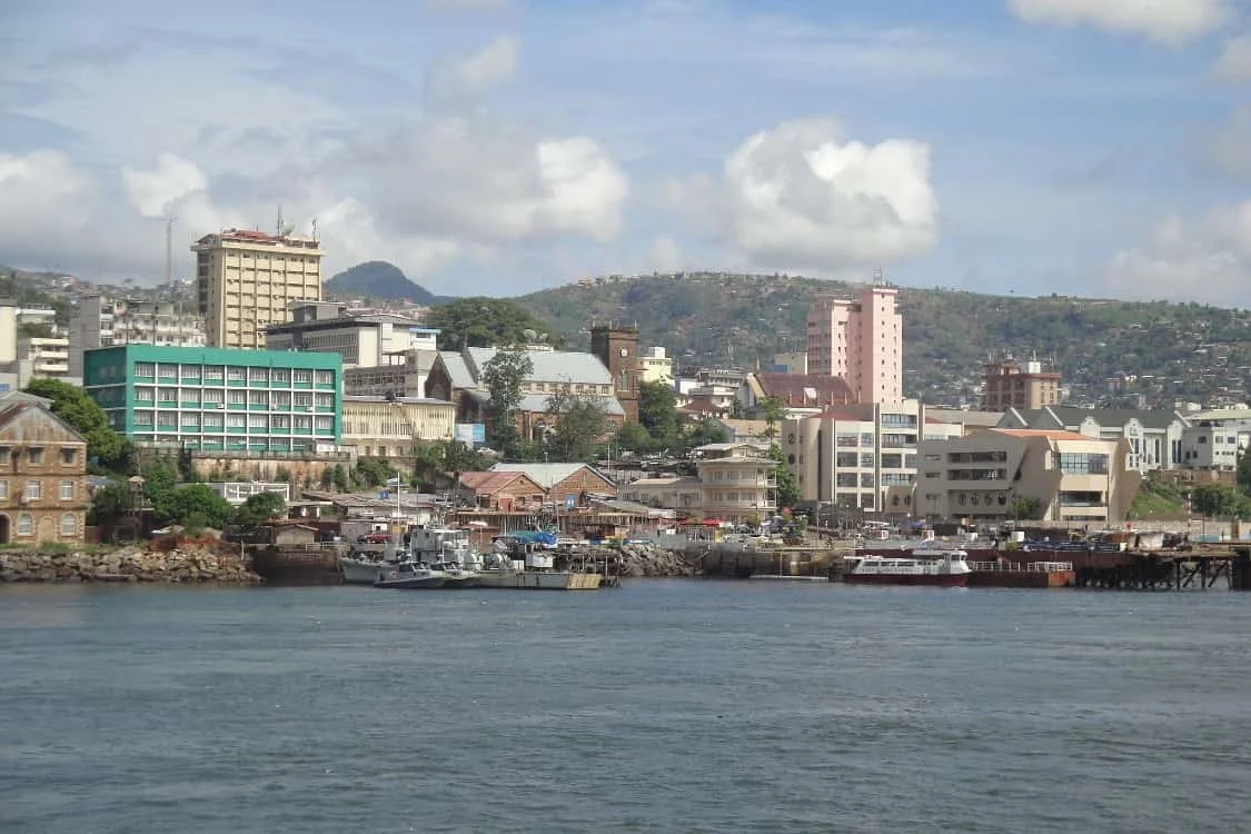 assets/img/destinations/Freetown.jpg Professional Freetown Airport Taxi