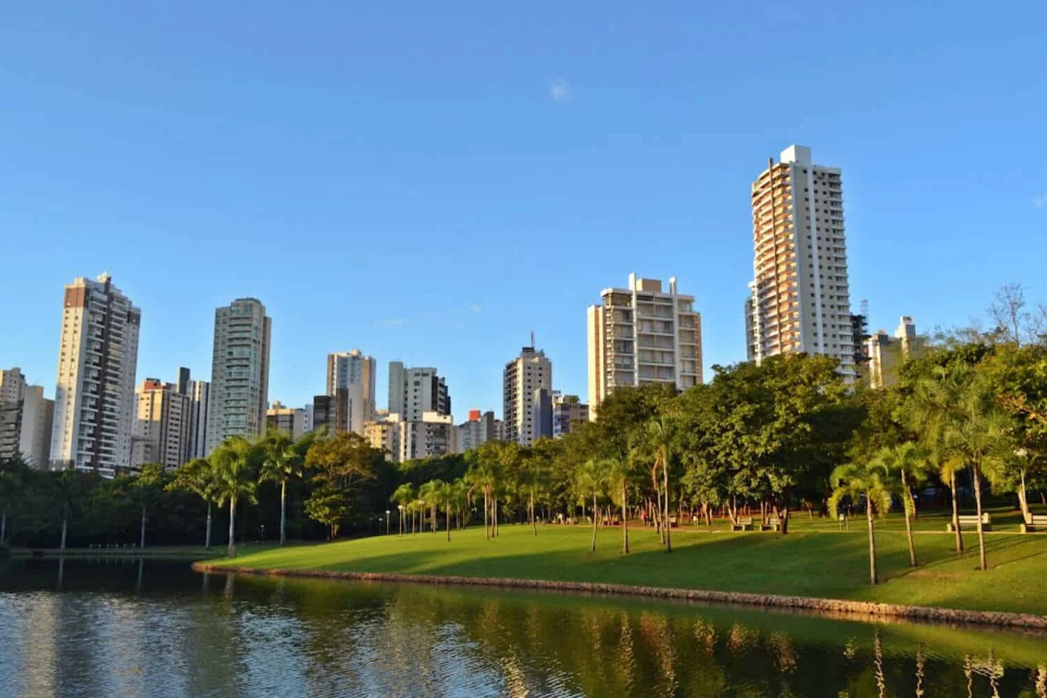 assets/img/destinations/Goiania.jpg Professional Goiania Airport Taxi