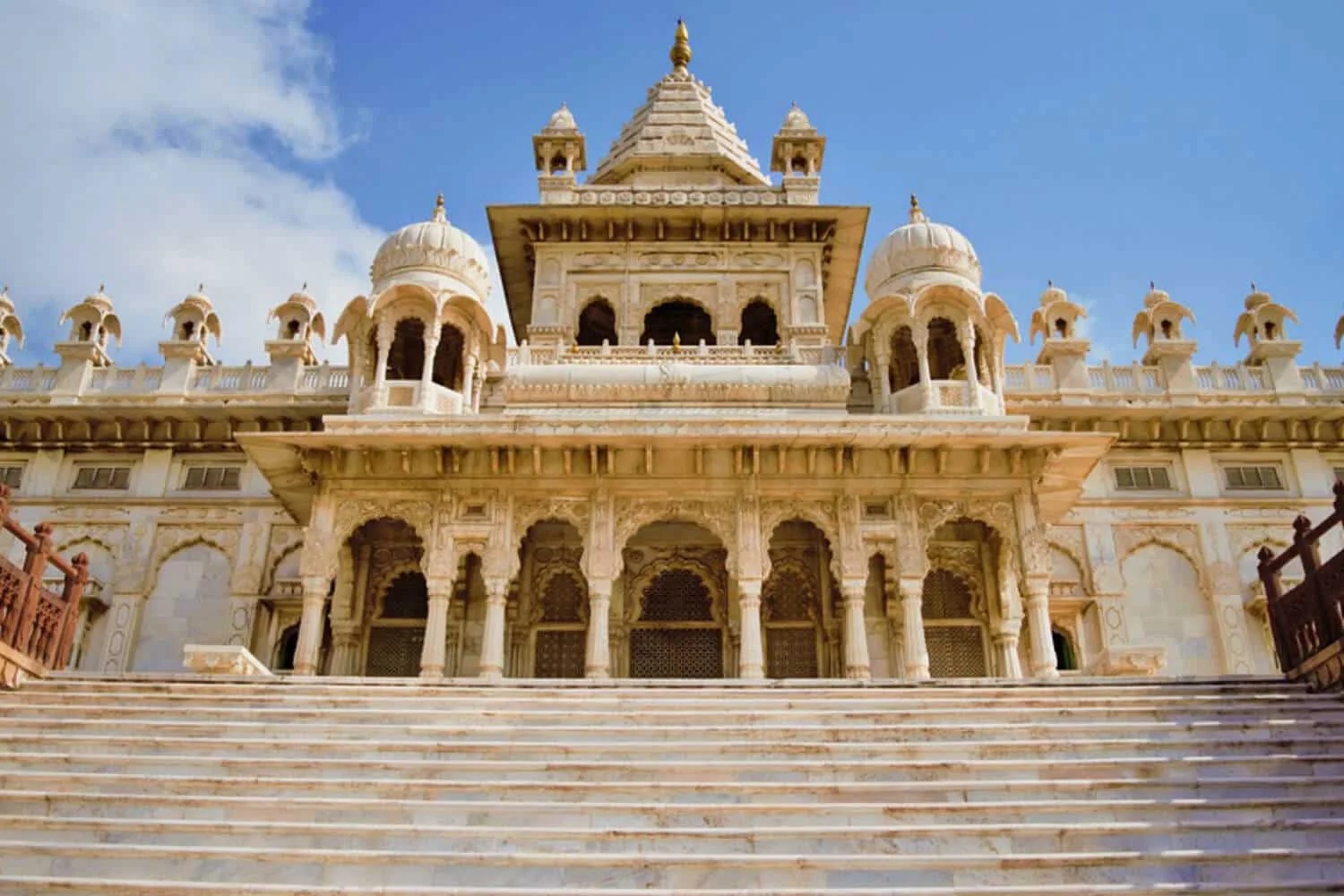 assets/img/destinations/Jodhpur.jpg Professional Jodhpur Airport Taxi