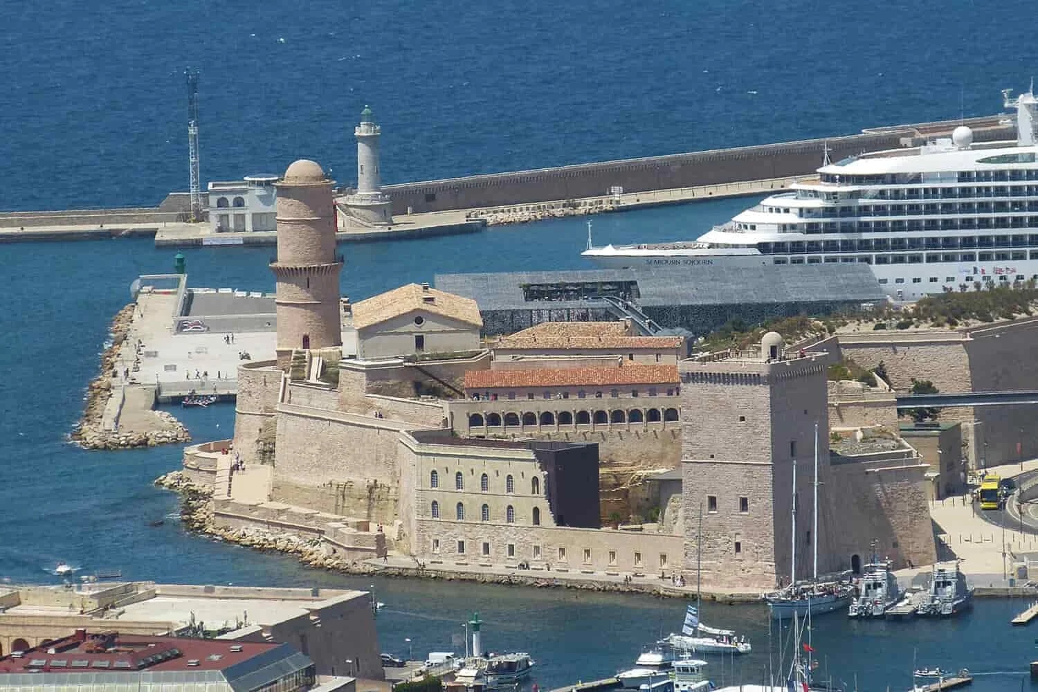 assets/img/destinations/Marseille.jpg Professional Marseille Airport Taxi