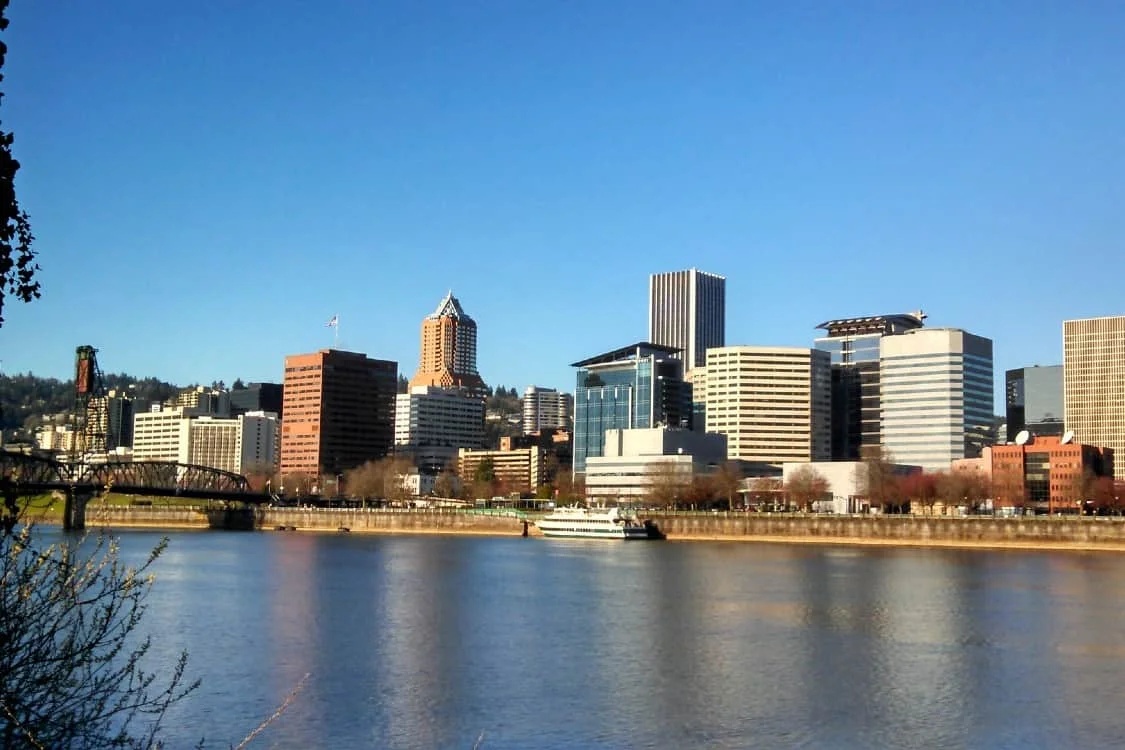 assets/img/destinations/Portland.jpg Professional Portland Airport Taxi